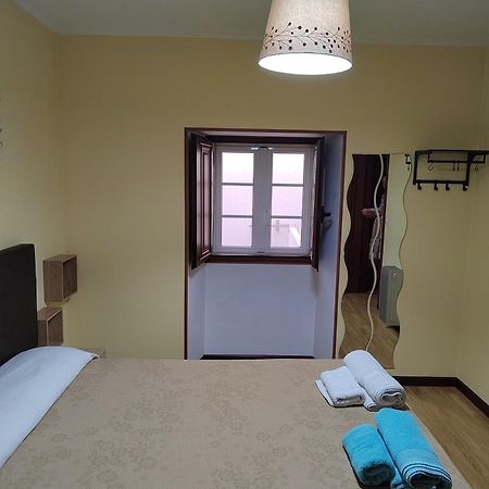 Apartamento Paseo Fluvial Tui Eksteriør bilde